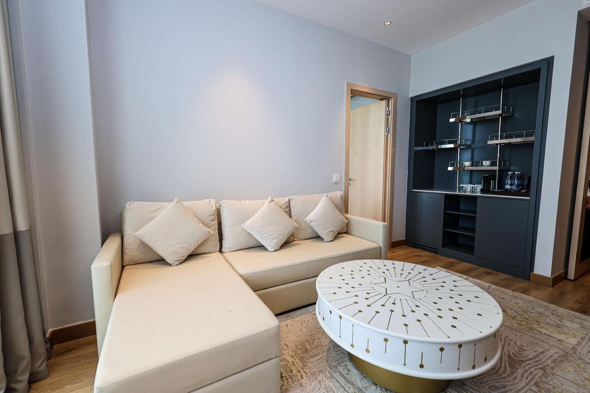 Hilton Garden Inn Samarkand Sogd Esterno foto